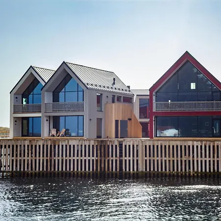 Bryggeleilighet I Henningsvaer Exterior photo